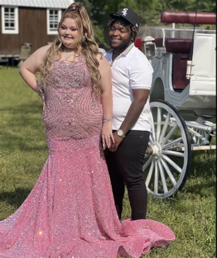 Mama June Defends Honey Boo Boo, 16, Dating Dralin Carswell, 20: ‘She’s Getting A Lot Of Hate’