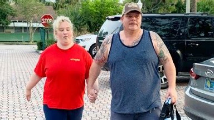 Mama June Reveals She & Boyfriend Geno Doak Split In New Video – Hollywood Life