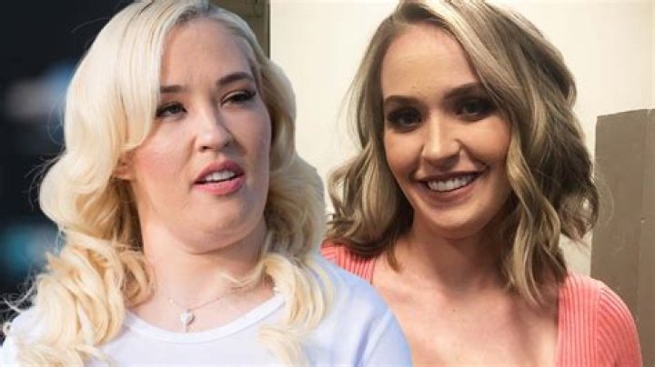 Mama June’s Daughter Anna Cardwell Shows Off Her Sparkling New Teeth In Cute TikTok Video