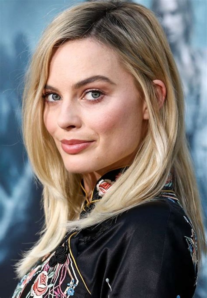 Margot Robbie’s Hair Color — Get Your Perfect Shade For Fall – Hollywood Life