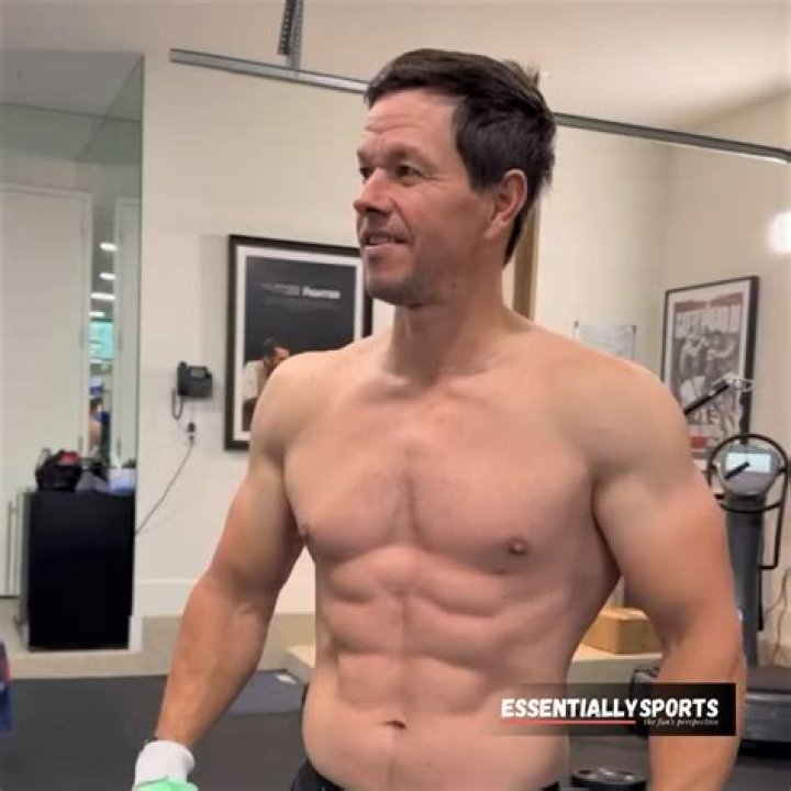 Mark Wahlberg Goes Shirtless In Thirsty IG Post, Even Though He Admits It ‘Upset’ His Wife