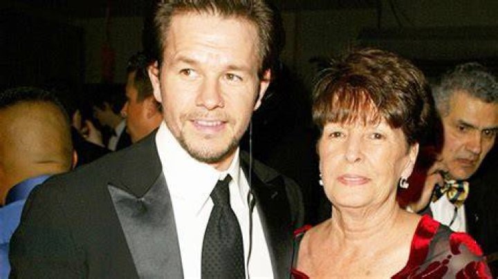 Mark Wahlberg Honors Mom Alma After Her Death With Photo Of Her & His 4 Kids: ‘Miss You’