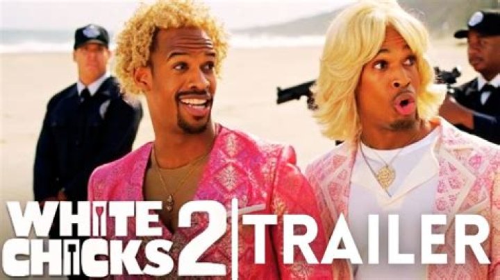 Marlon Wayans Slams Kim Zolciak’s Insane Lips, Making A ‘White Chicks’ Joke At Her Expense