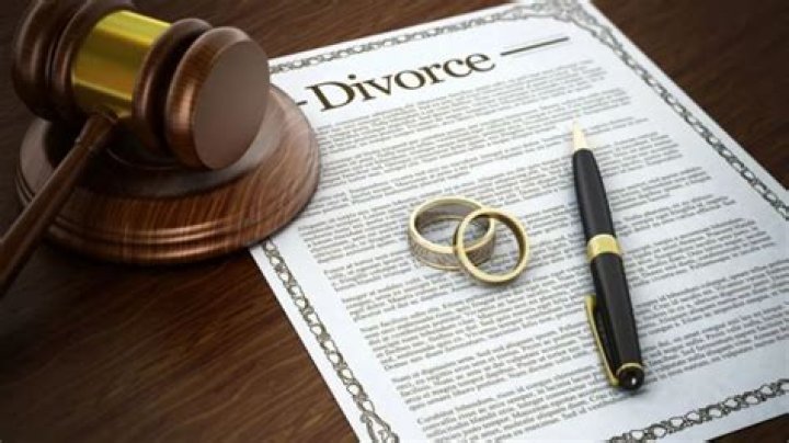 Married & Divorce – Hollywood Life