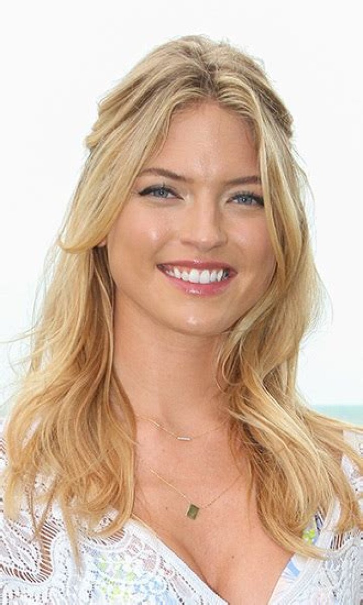 Martha Hunt Celebrity Profile – Hollywood Life