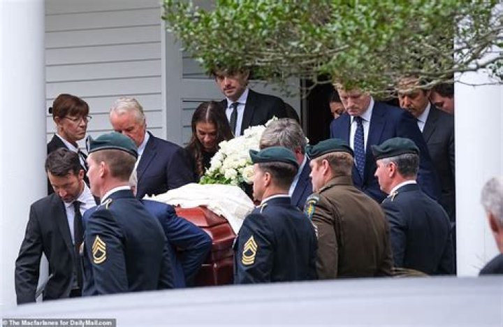 Mary Kennedy Funeral — RFK Jr’s Estranged Wife Buried By Family Compound – Hollywood Life