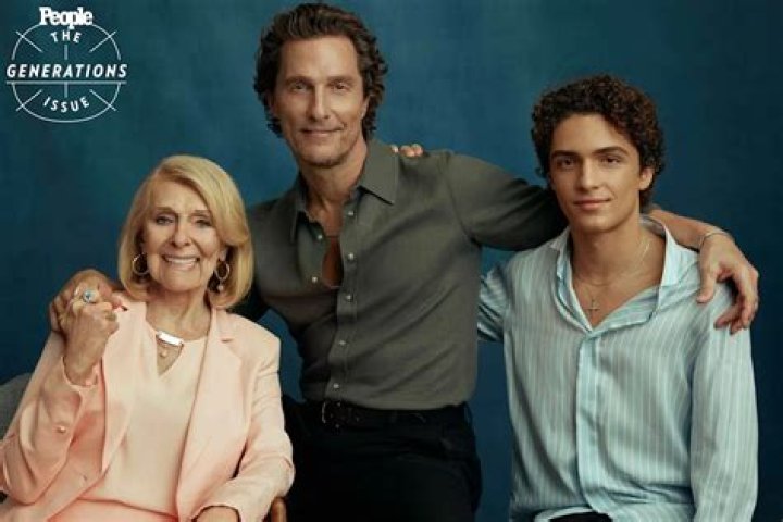 Matthew McConaughey’s Mom Wants To Play His Lover In ‘The Graduate’ Remake – Hollywood Life