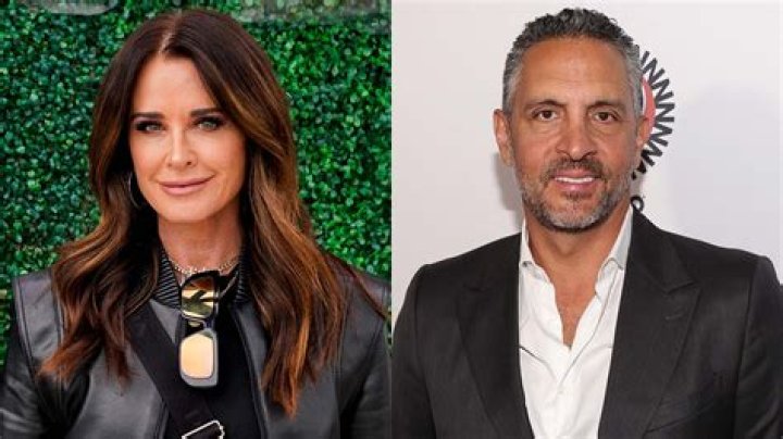 Mauricio Umansky Reacts To Kyle Richards’ Music Video With Morgan Wade – Hollywood Life