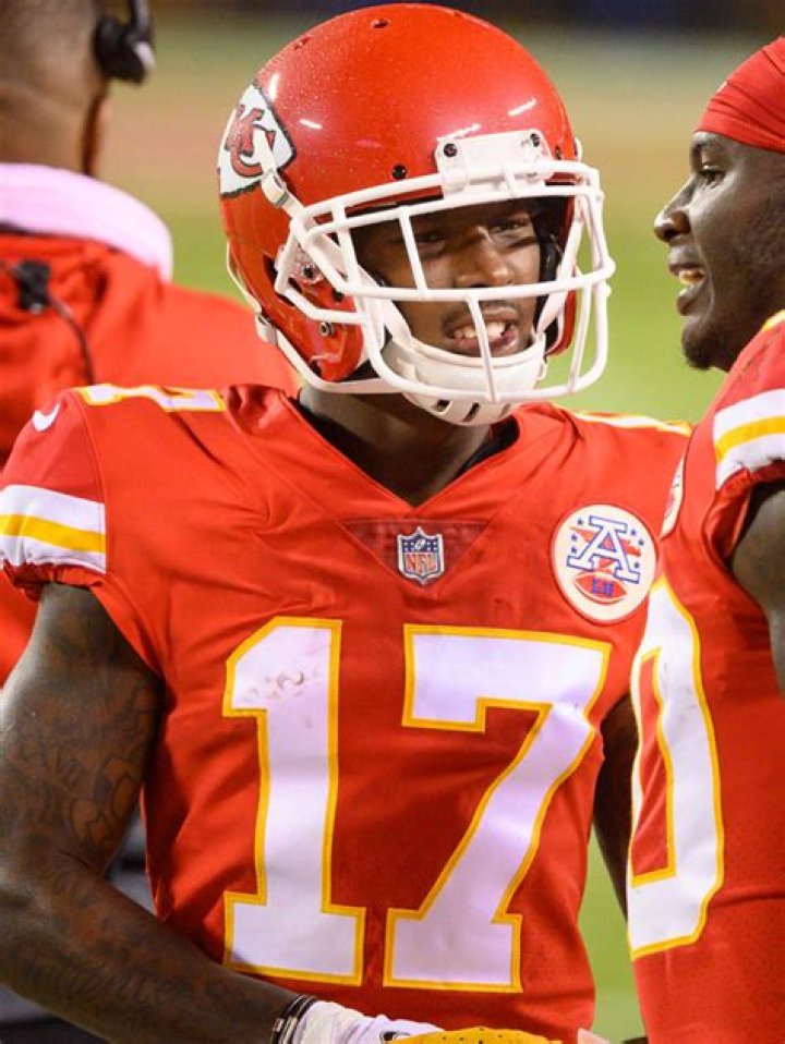 Mecole Hardman Jr.’s Girlfriend Goes Into Labor Before Super Bowl – Hollywood Life