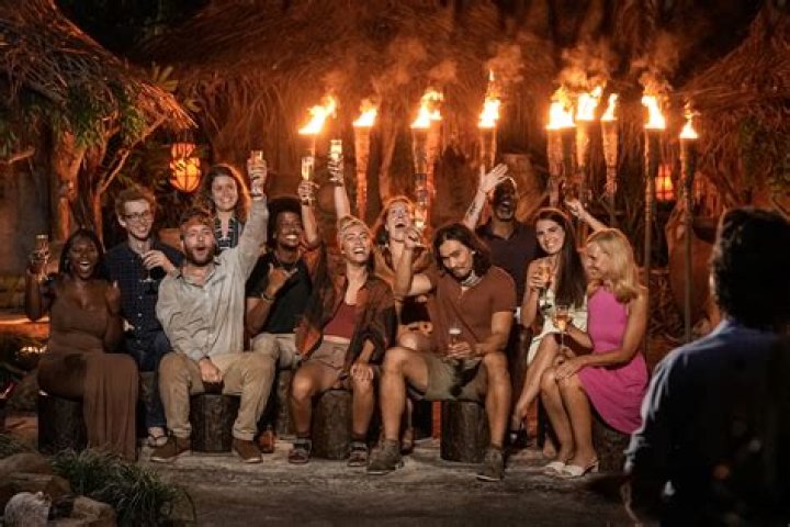 Meet the Bartender on ‘Survivor’ Season 45 – Hollywood Life