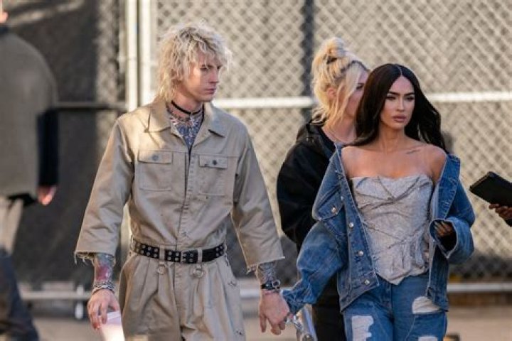 Megan Fox & Machine Gun Kelly Are All Smiles As He Gives Her A Piggyback Ride In Miami — Pics