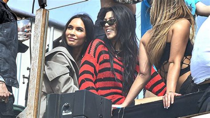 Megan Fox’s Advice To Kourtney Kardashian On How To Be The Best ‘Tour Wife’ For Travis Barker