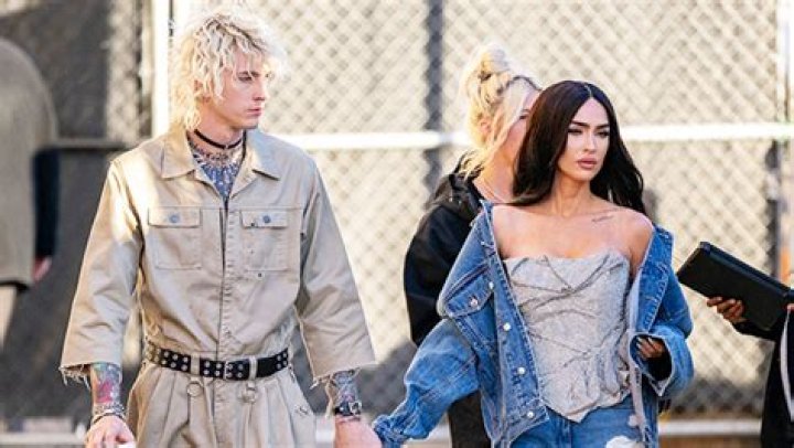 Megan Fox’s Double Denim Outfit With Machine Gun Kelly On Jimmy Kimmel – Hollywood Life