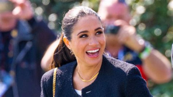 Meghan Markle Enjoys Lunch With Girl Friends Without Prince Harry – Hollywood Life