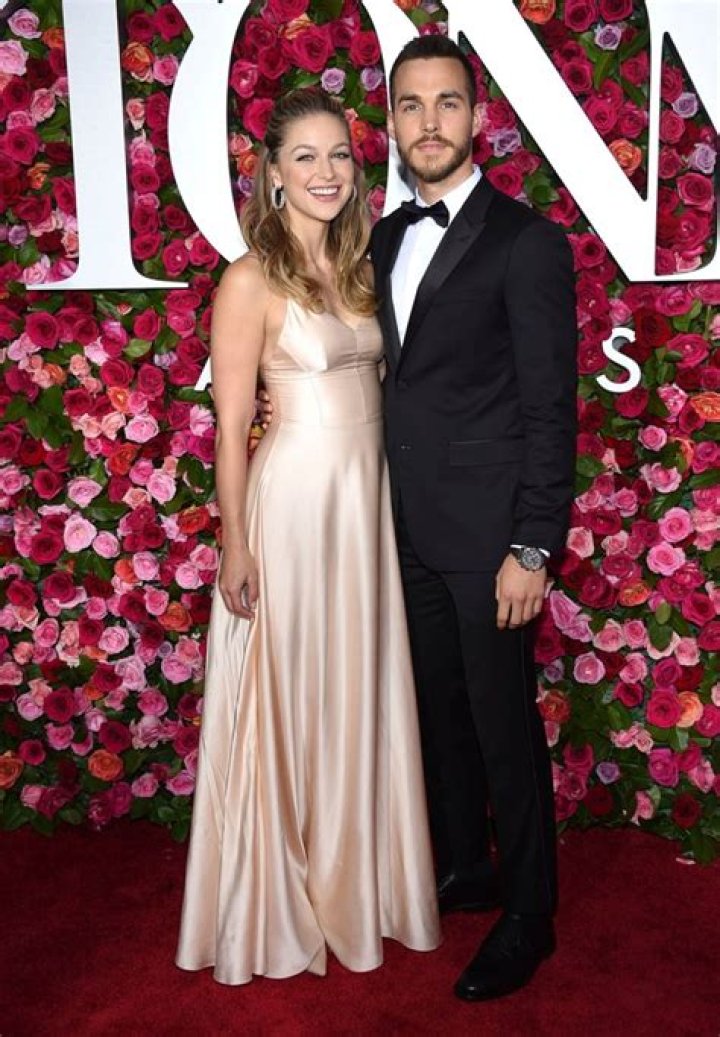 Melissa Benoist & Chris Wood — PHOTOS – Hollywood Life