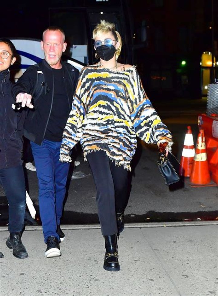 Miley Cyrus, Elon Musk & GF Grimes Spotted Heading To ‘SNL’ After Party Until 6 A.M. — See Pics 