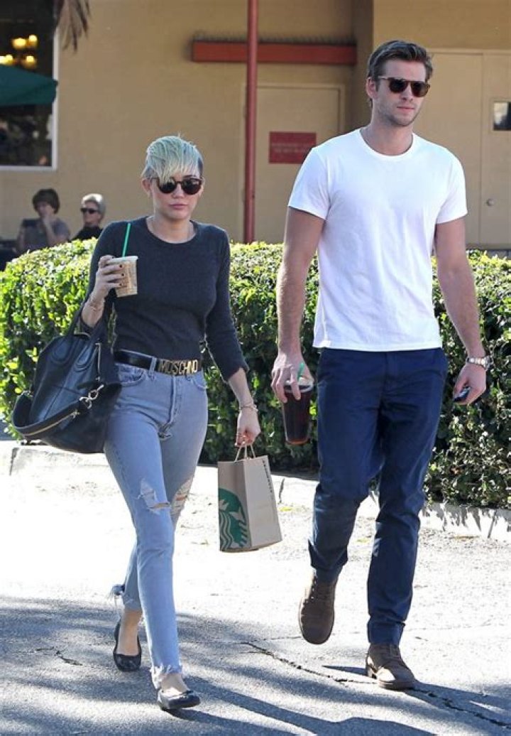 Miley Cyrus & Liam Hemsworth Fighting? — Miley Tell Him To ‘Shut Up – Hollywood Life