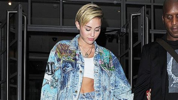 Miley Cyrus Preparing For Super Bowl Performance With Diet & Exercise – Hollywood Life