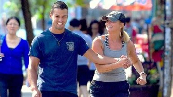 Miranda Lambert Dishes On Workouts with Hubby Brendan McLoughlin: ‘He Does A Pity Run With Me’