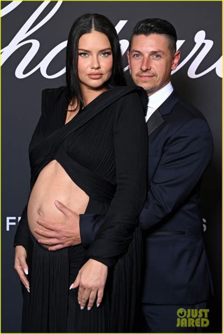 Model Gives Birth To Son With Andre Lemmers – Hollywood Life