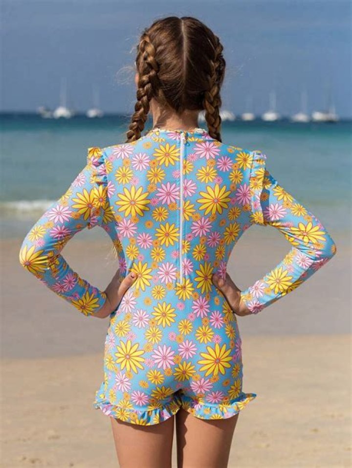Molly Sims, 45, Stuns In Yellow, Green & Pink Swimsuits On Beach Vacation — Pics