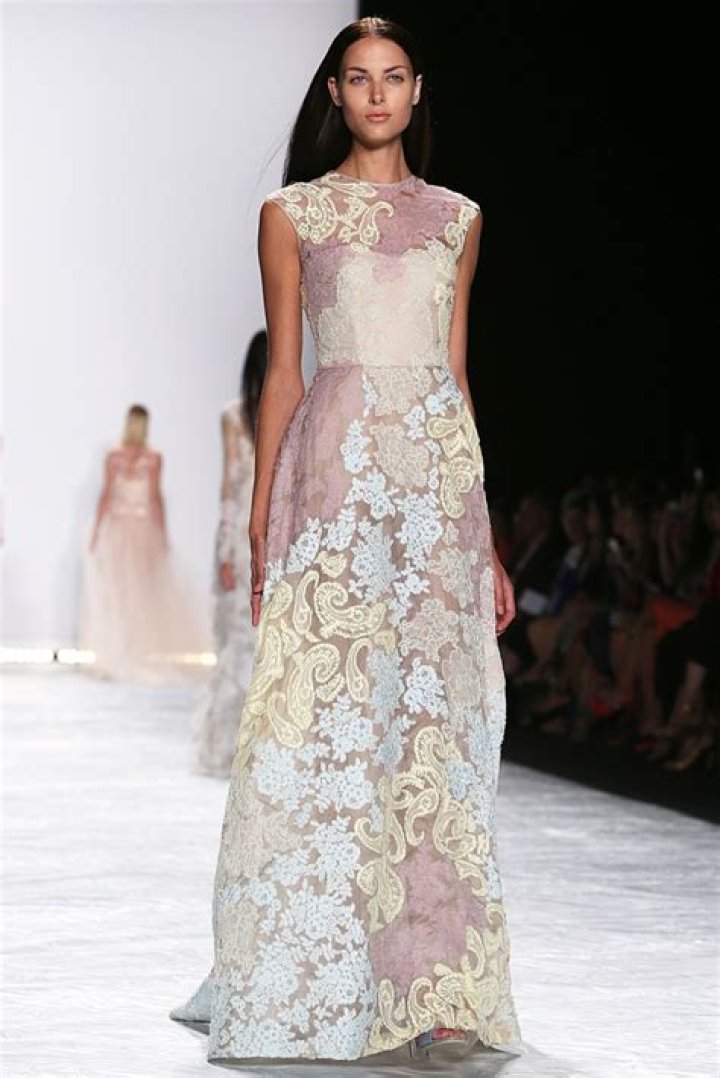 Monique Lhuillier Spring 2015 Collection — See The Pics