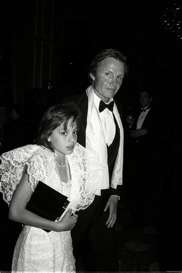 More On Jon Voight & Marcheline Bertrand – Hollywood Life