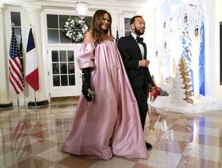 Nancy Pelosi Glows In Gold Gown With Daughter Alexandra At Joe & Jill Biden’s 1st State Dinner: Photo