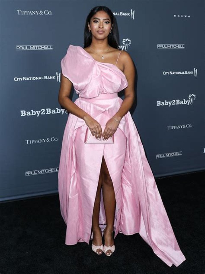 Natalia Bryant, 18, Is Gorgeous In Pink Gown For Baby2Baby Gala With Mom Vanessa & Little Sisters