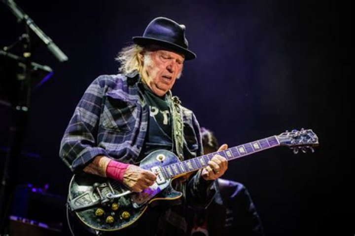 Neil Young Demands Spotify Remove His Music Over Covid Misinformation: ‘They Can Have (Joe) Rogan Or’ Me 