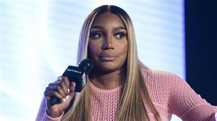 NeNe Leakes Hangs Up — Watch Video – Hollywood Life