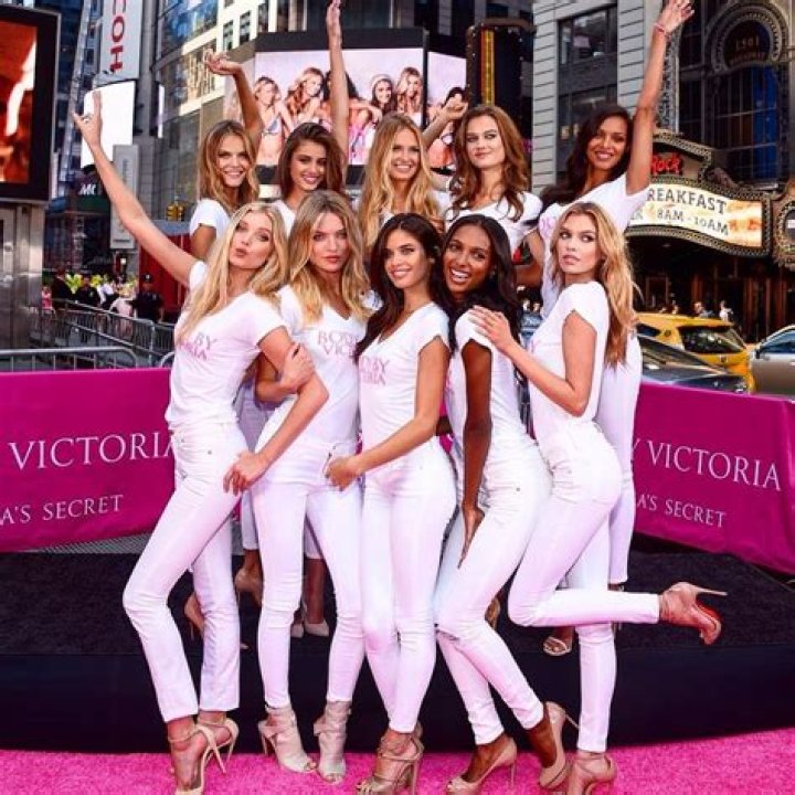 New Victoria’s Secret Angels: Photos – Hollywood Life