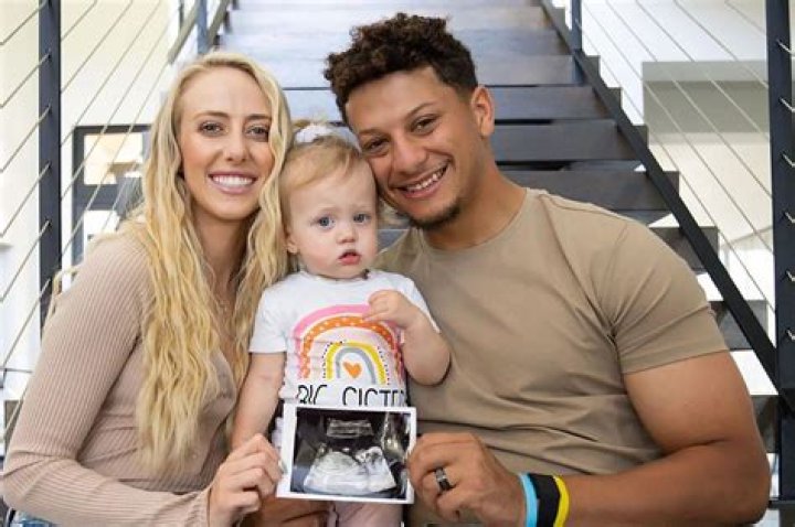 NFL Star Patrick Mahomes Is Both ‘Nervous’ & ‘Excited’ To Welcome Baby With Brittany Matthews