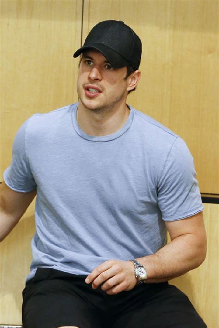NHL Hottest Hunks — PICS