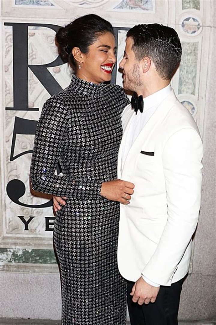 Nick Jonas & Priyanka Chopra’s Sexiest Photos Yet – Hollywood Life