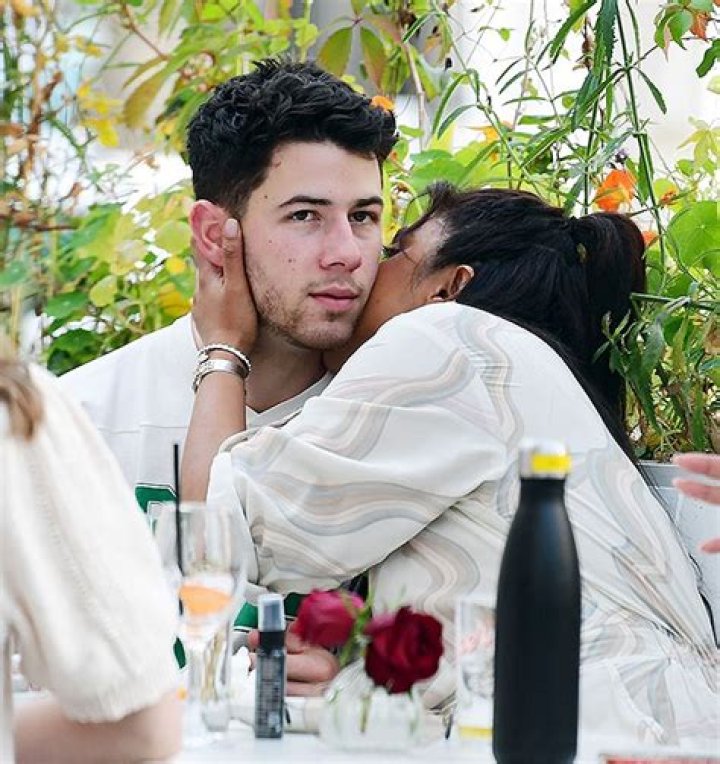 Nick Jonas & Priyanka Chopra Share A Sweet Kiss At PDA Filled Lunch Date In London – Photos