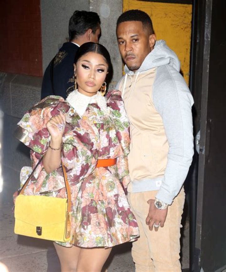 Nicki Minaj PDAs With Kenneth Petty In First Pics Since Welcoming Son – Hollywood Life