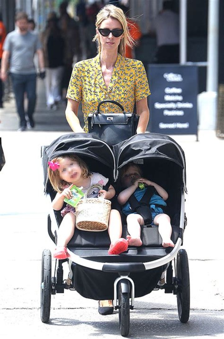 Nicky Hilton Pregnant: Designer & Husband James Rothschild Expecting Third Baby