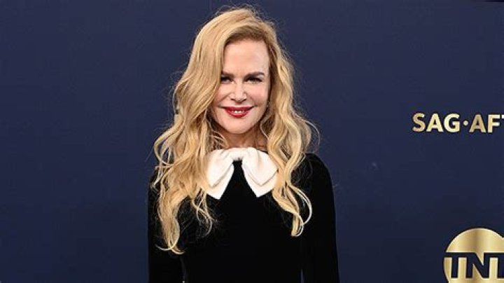 Nicole Kidman Wanted To Wear Miu Miu Skirt On ‘Vanity Fair’ Cover – Hollywood Life