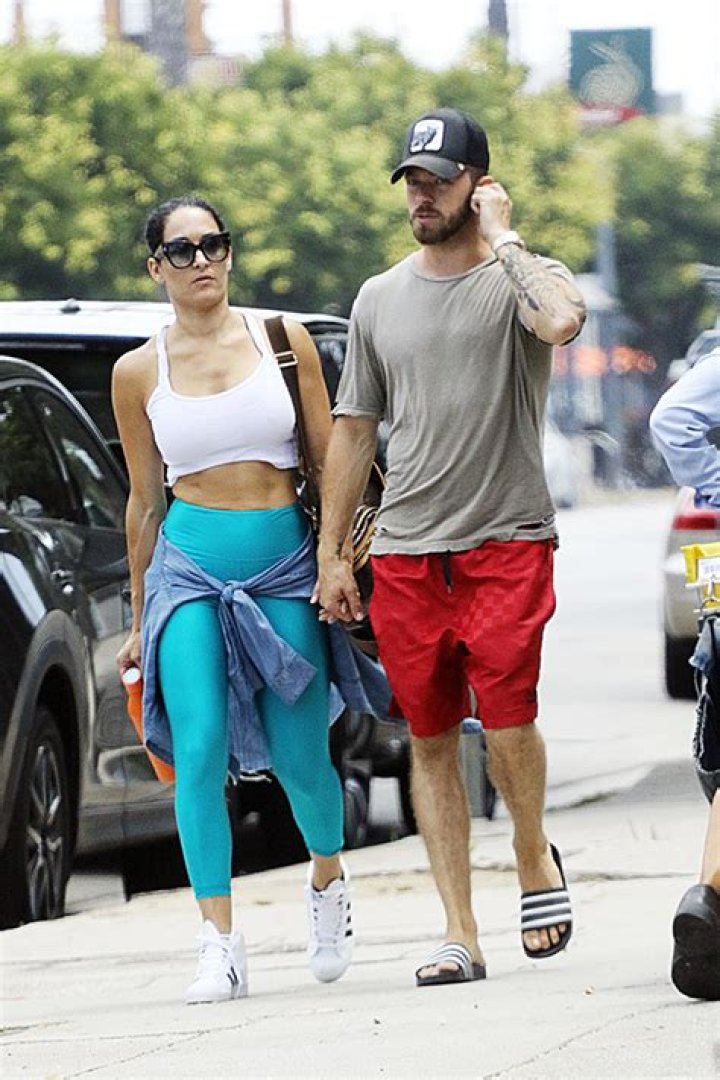 Nikki Bella & Artem Chigvintsev Hold Hands On Lunch Date — Pic – Hollywood Life