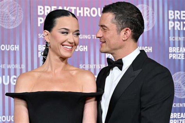 Orlando Bloom Gushes Over Pregnant Fiancee Katy Perry In Sweet Instagram Post: ‘My Babies Blooming’