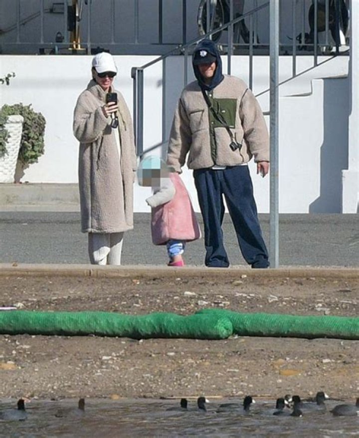 Orlando Bloom & Katy Perry Take Daughter Daisy For Bike Ride: Photos – Hollywood Life