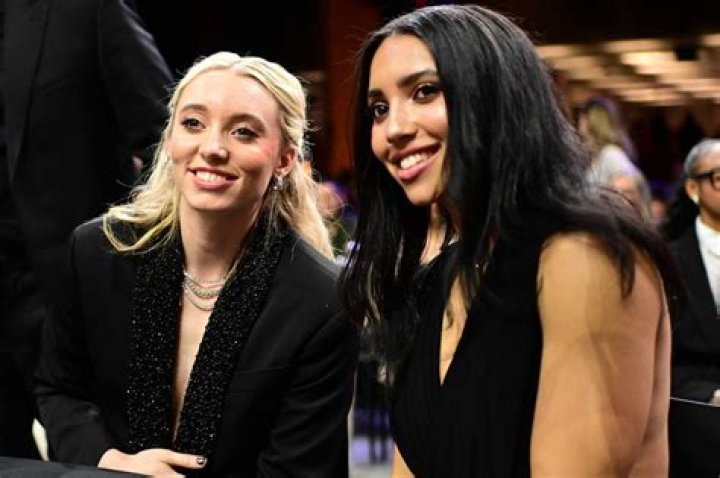 Paige Will 'Continue To Explore' Her Sexuality With Emily. Exclusive Interview! – Hollywood Life