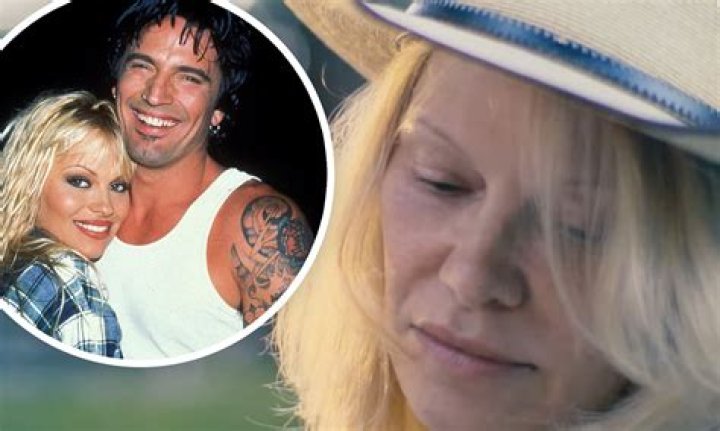 Pamela Anderson Talks Sex Tape With Tommy Lee & Her Reaction – Hollywood Life