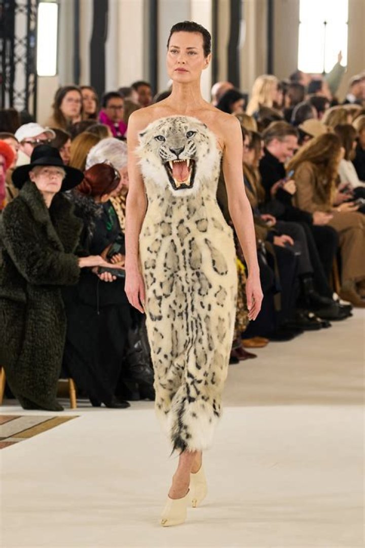 Paris Couture Fashion Week 2022: Photos – Hollywood Life
