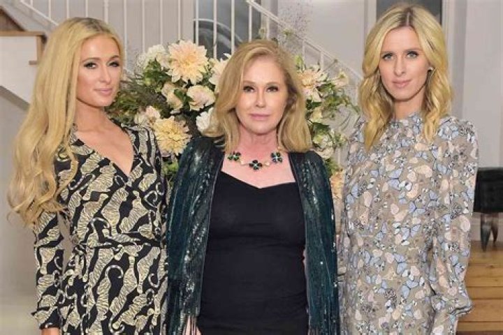 Paris Hilton’s $60K Wedding Registry Revealed: $500 Hermés Platter, $4,885 Vase & More — Full List