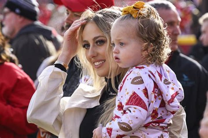 Patrick Mahomes Kisses Daughter Sterling, 1, & Wife Brittany After Winning AFC Championship: Sweet Video