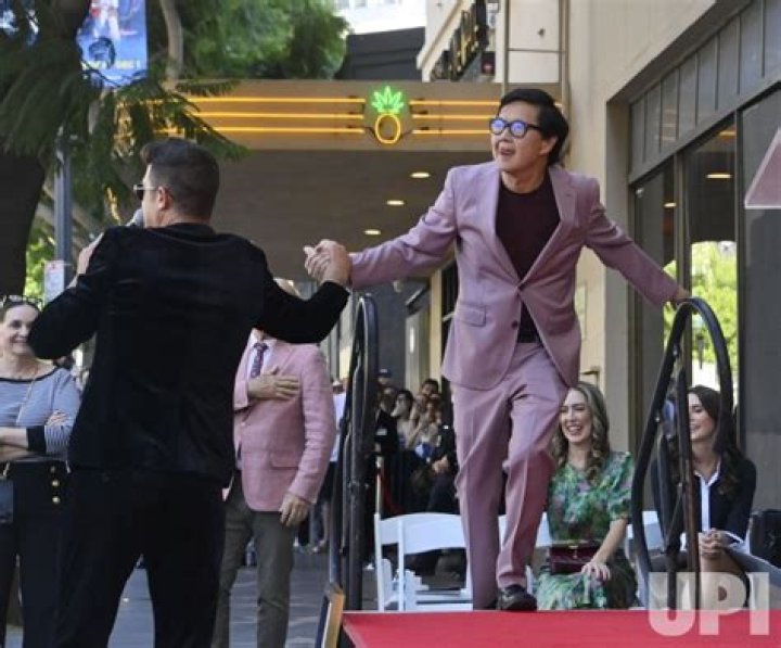 Paula Abdul Shades Ken Jeong – Hollywood Life