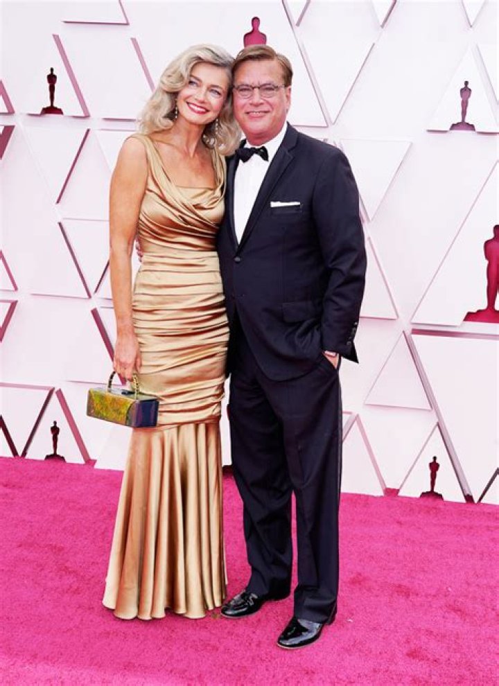 Paulina Porizkova Details Her ‘Lovely’ Oscars Date With Aaron Sorkin: We ‘Snuggled’