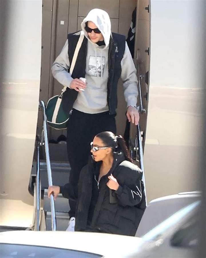 Pete Davidson Gets Closet Makeover Amid Kim Kardashian Romance: Photos – Hollywood Life
